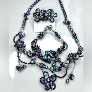 Handmade Freshwater Pearl Peacock Color Flower 🌺 SET NECKLACE BRACELET EARRINGS